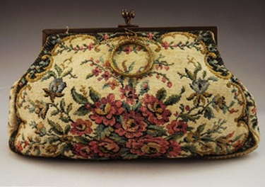 Vintage French Style Tapestry Coin Purse