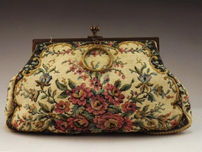 Vintage French Style Tapestry Coin Purse