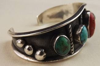Vintage Silver and Turquoise Bangle Bracelet