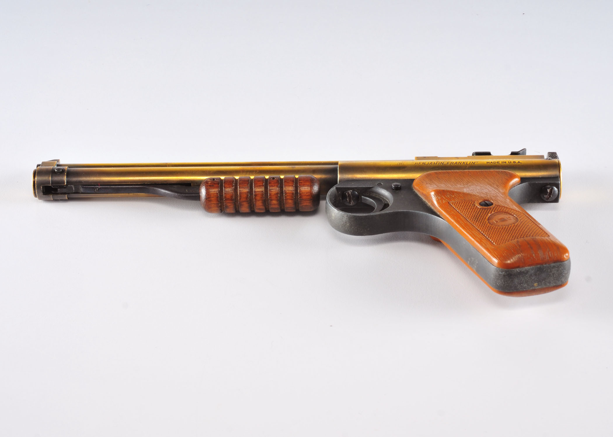 "Benjamin Franklin" Model 132 .22 Caliber Pellet pistol