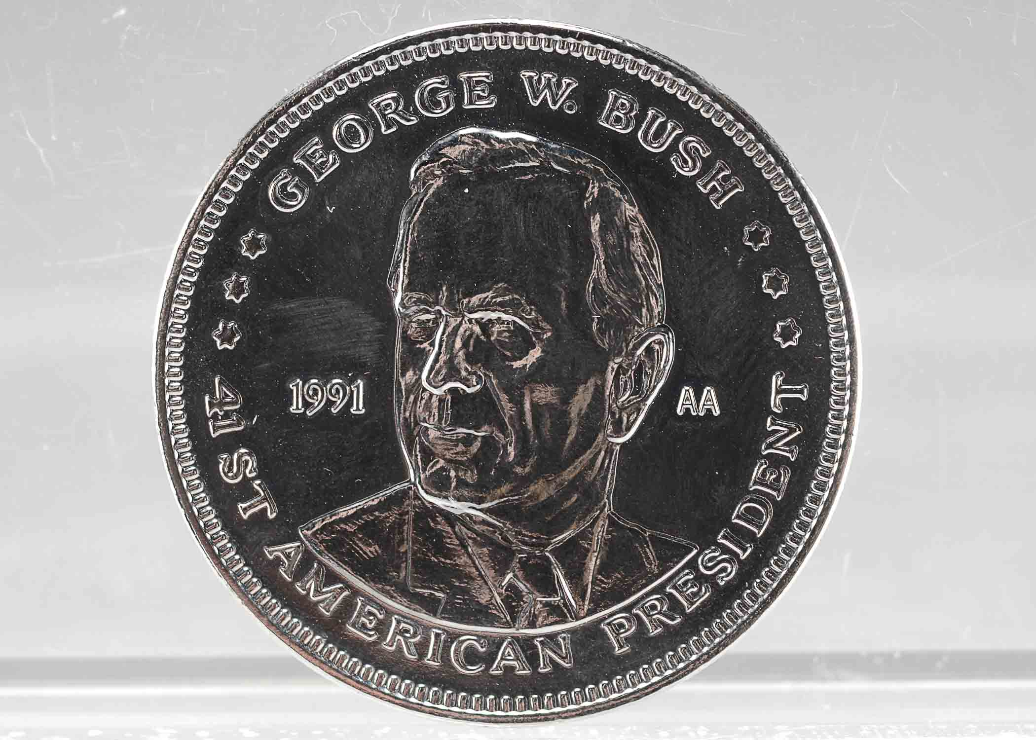 George W. Bush 41st American President Double Eagle Presidential Commemorative Coin