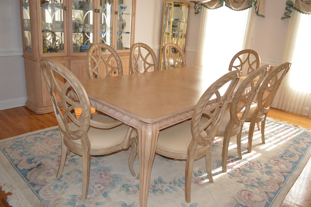 Contemporary Dining Table with 8 chairs