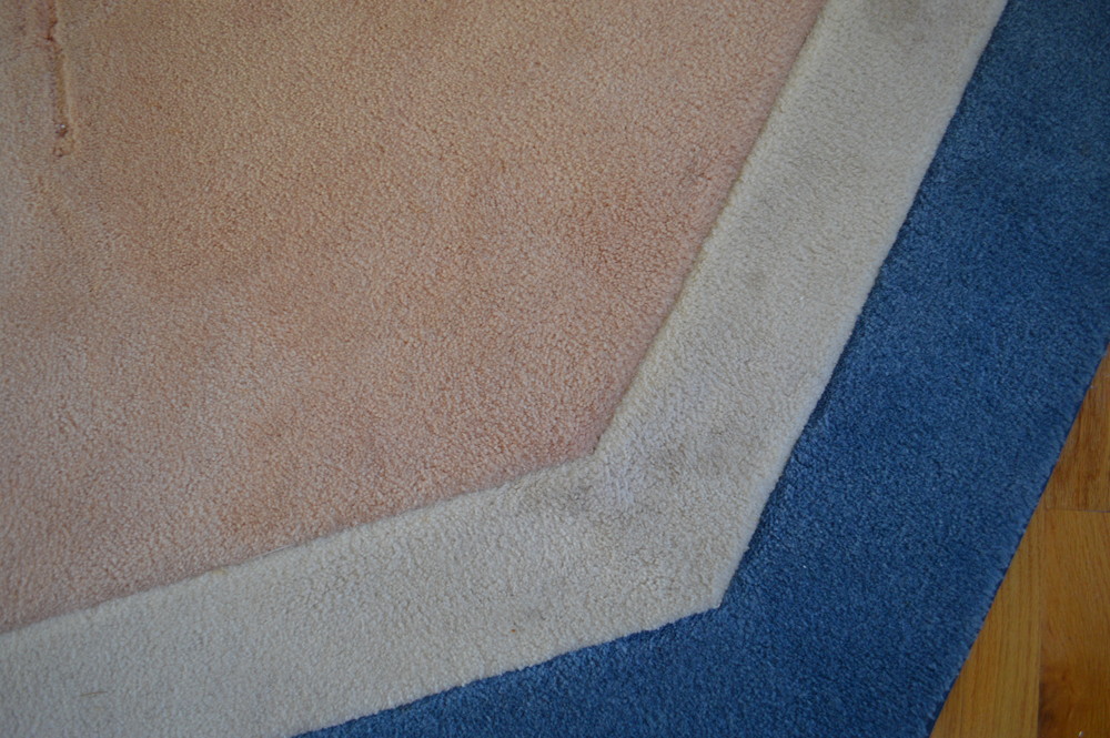 Sculpted Octagonal Rug