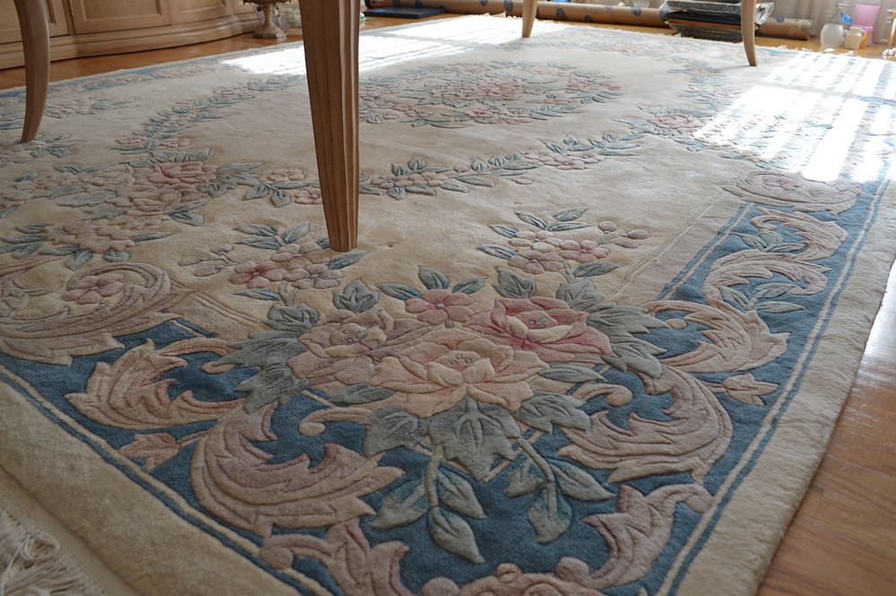 Hand Knotted Chinese Wool Rug 