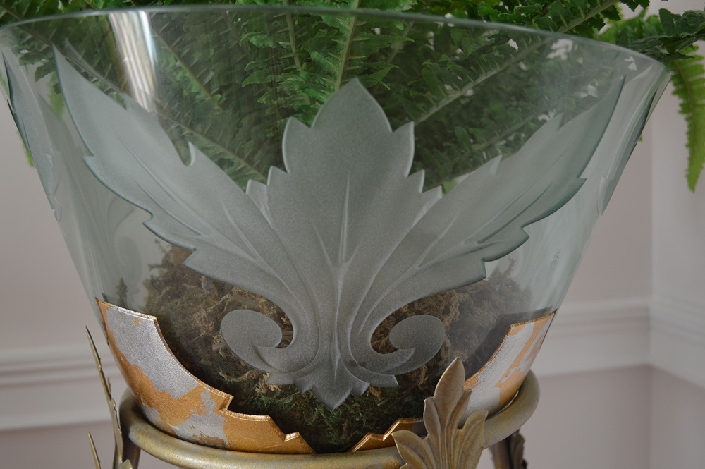 Plant stand with faux fern