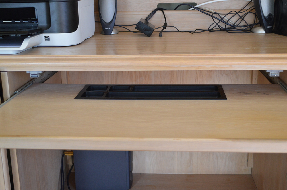 Riverside Large Desk and Chair