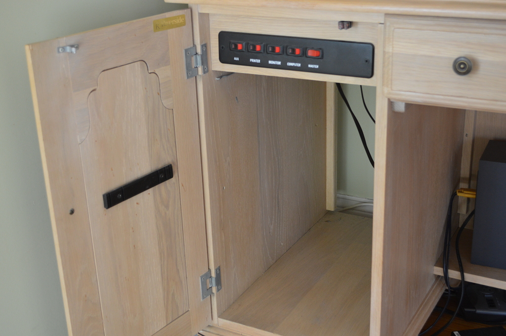 Riverside Large Desk and Chair