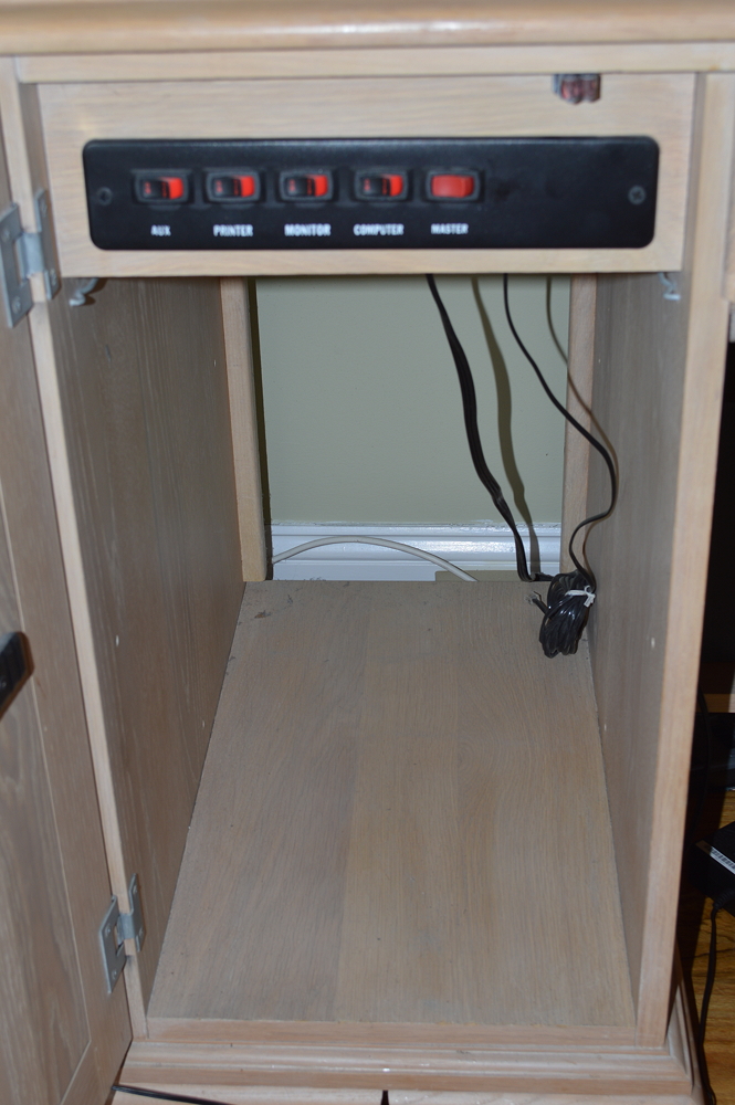 Riverside Large Desk and Chair