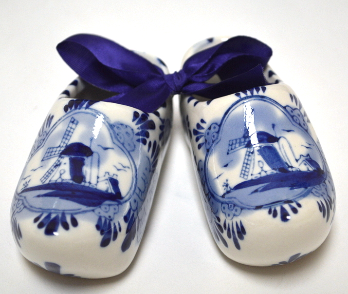 Matching pair of Ginger Jars and Miniature China Clogs