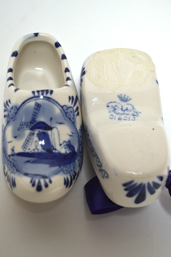 Matching pair of Ginger Jars and Miniature China Clogs