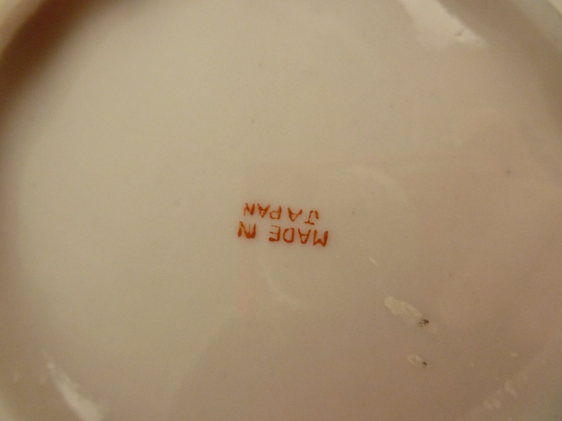 Collection of Vintage Porcelain Pieces