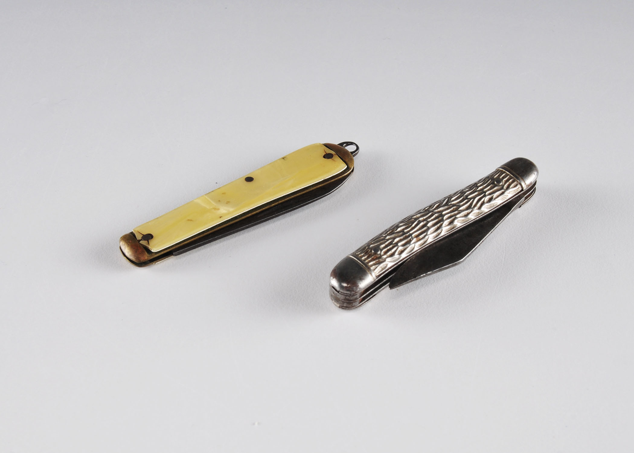 Pair of Vintage Knives