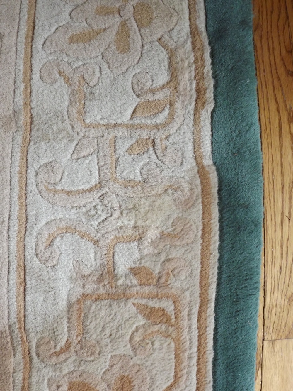 Wool Pile Hand Knotted Scroll Motif Rug