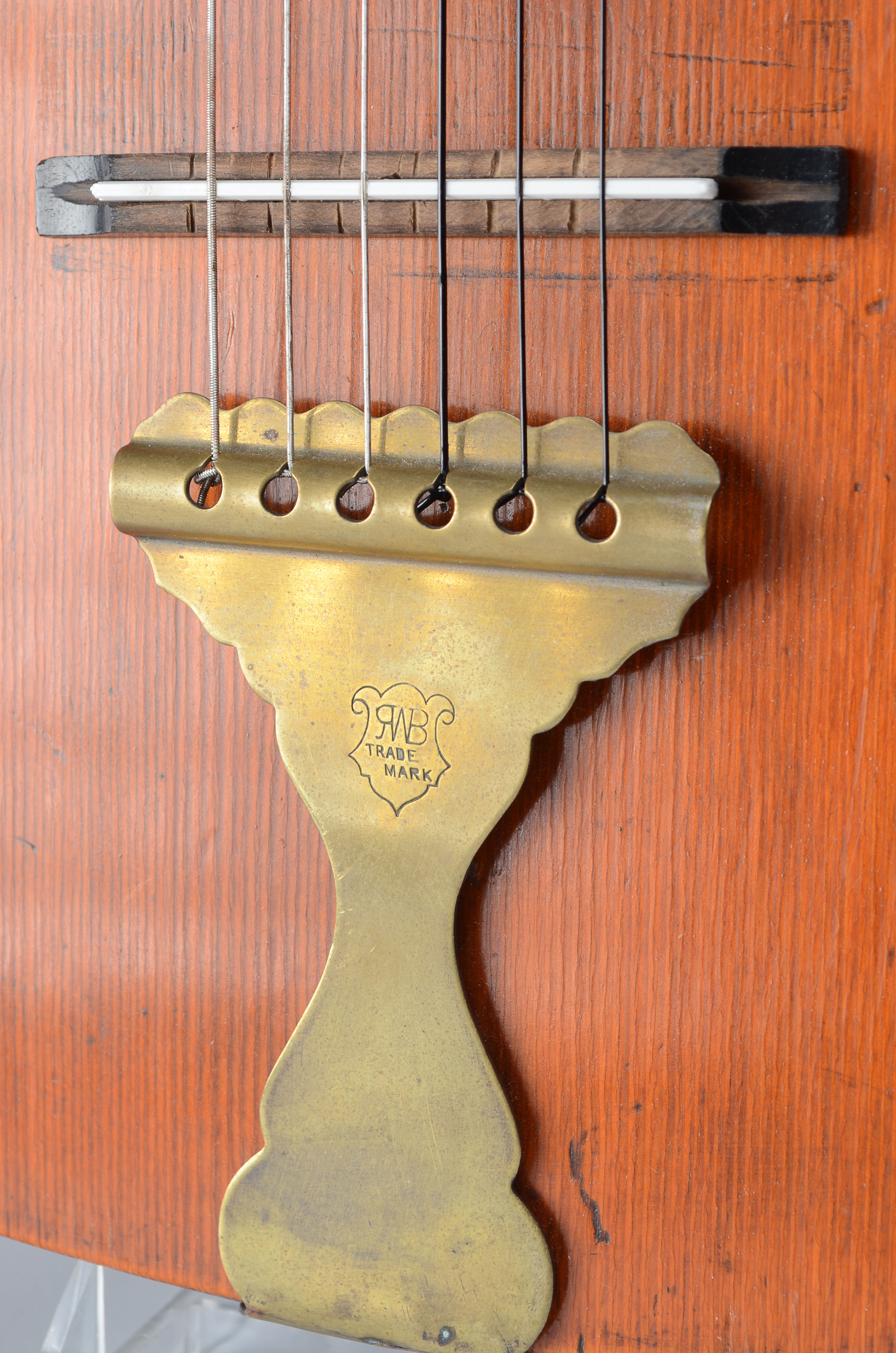 1910's Eugene Howard acoustic parlor guitar