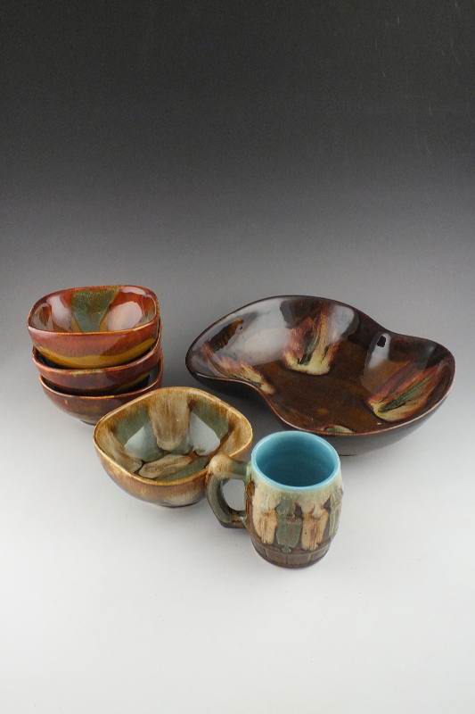 A Dryden Arkansas pottery serving bowl