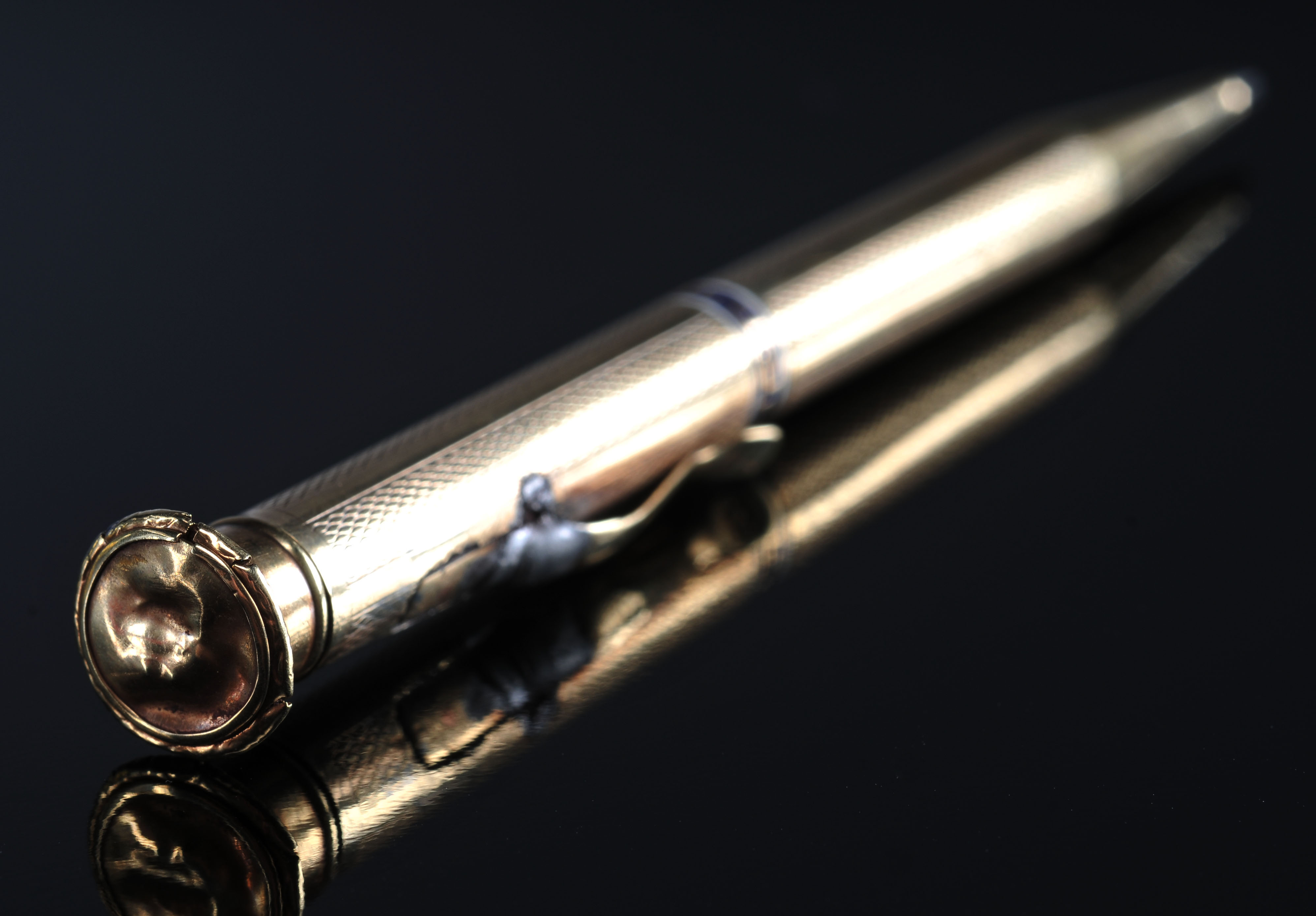 14K yellow gold pencil 