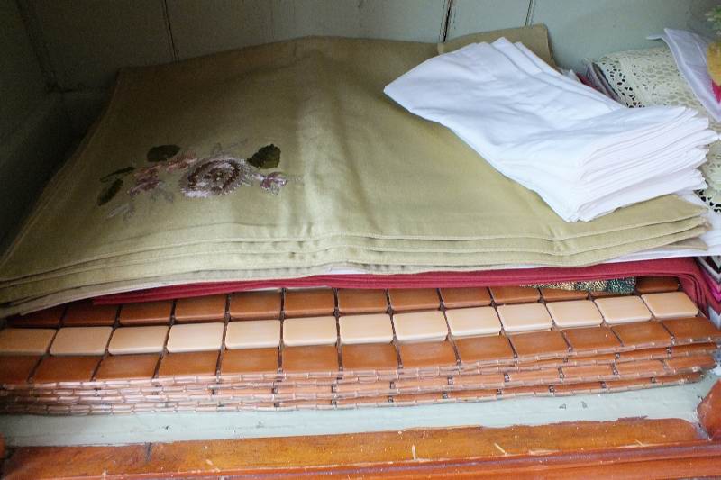 A generous lot of rectangular and circular placemats for every occasion