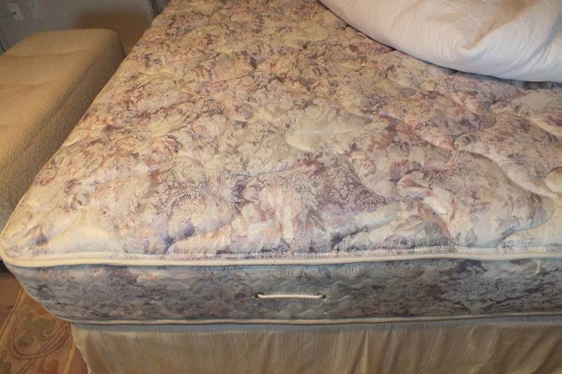 Contemporary style Queen size Qtr. Figured Anigre veneer and laminated woodgrain head board and foot board from USA Pilliod Furniture Inc., Division of Ladd Furniture