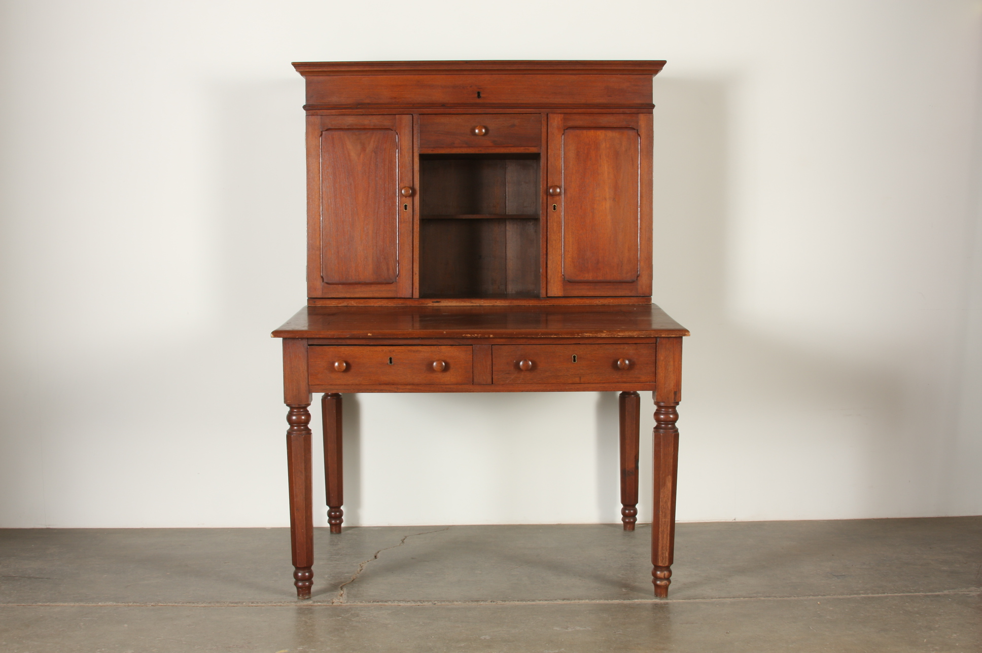 Mid 19c Walnut Plantation Desk