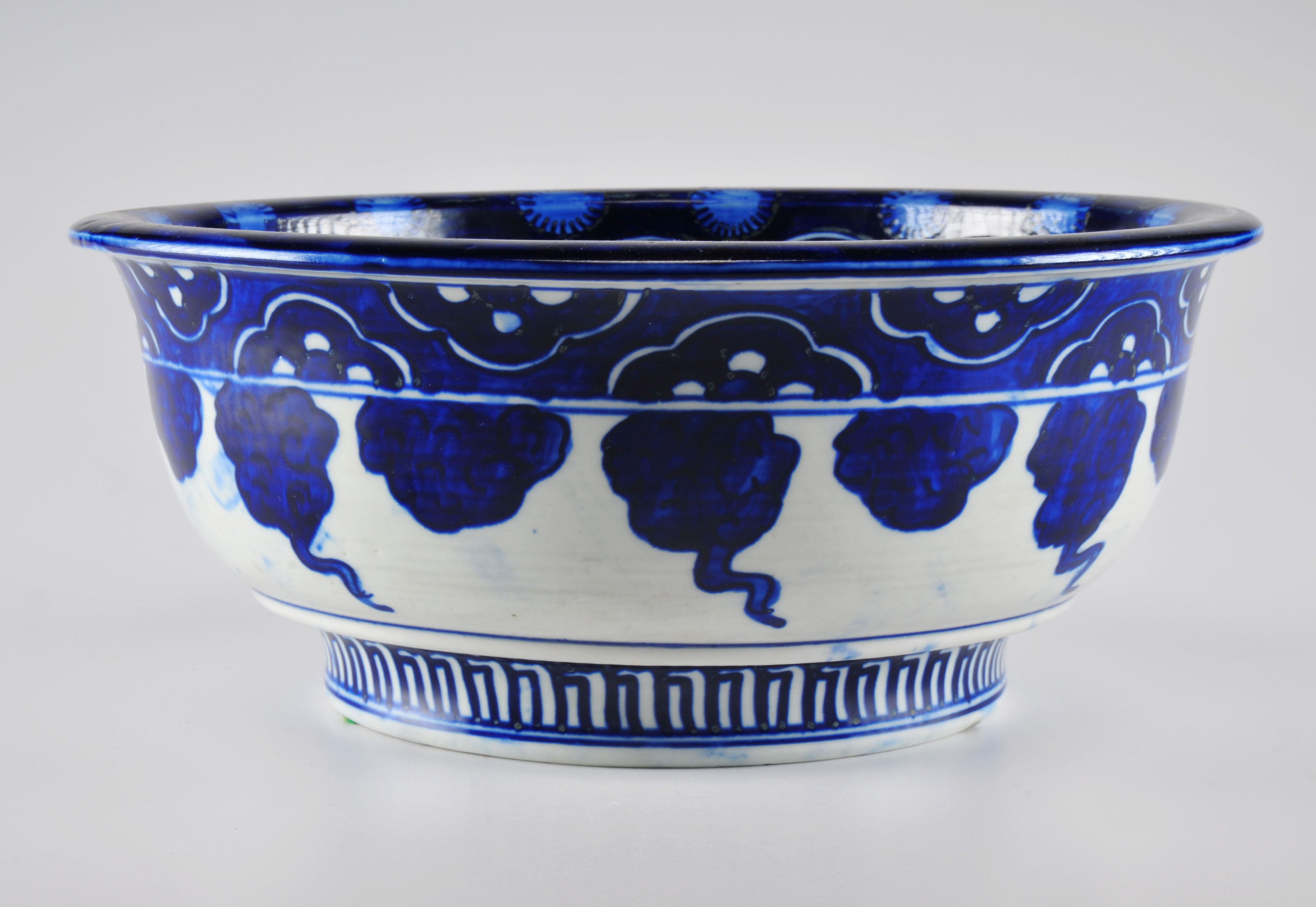 Hand Painted Japanese Porcelain Bowl
