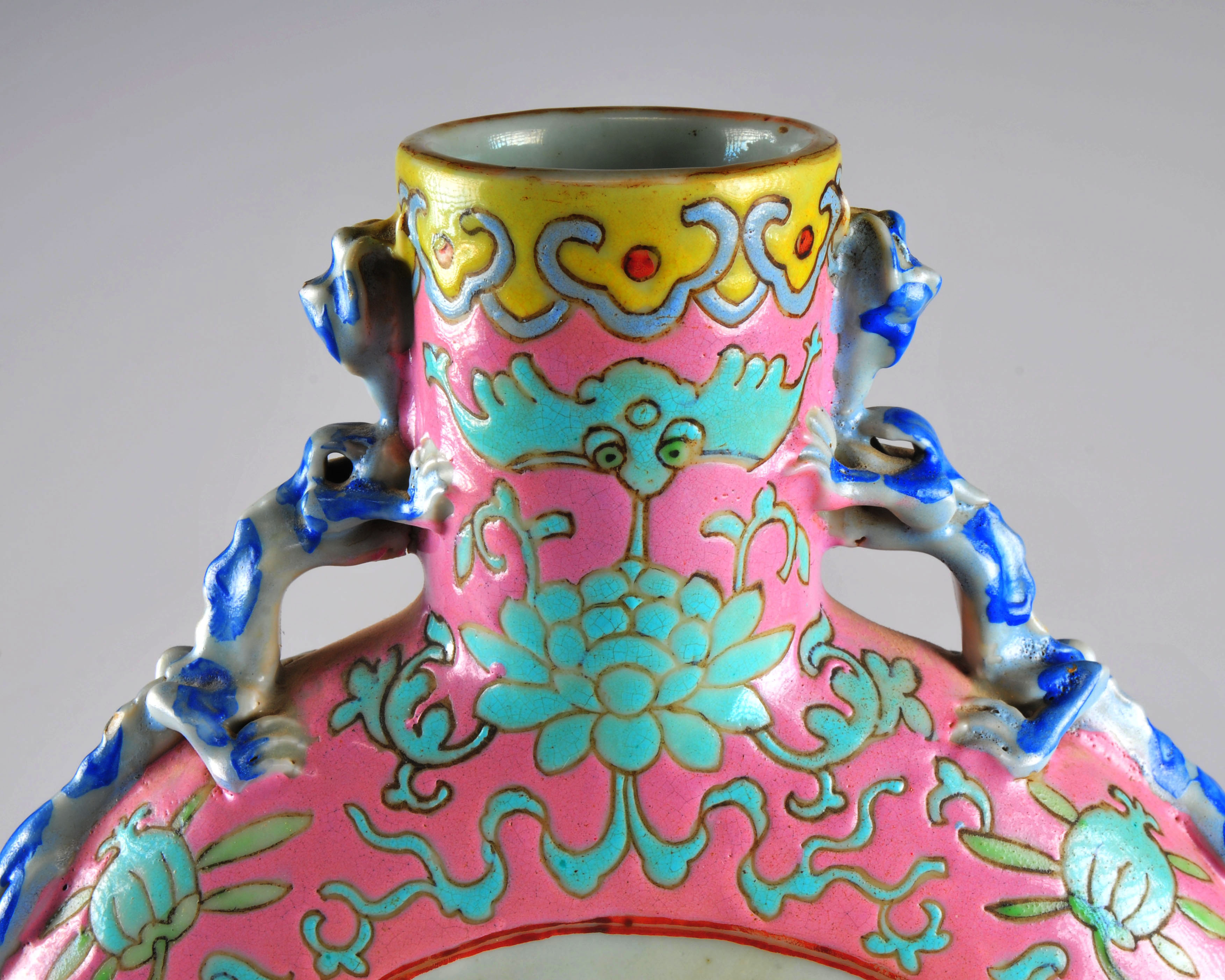 20c Hand Painted Chinese Vase