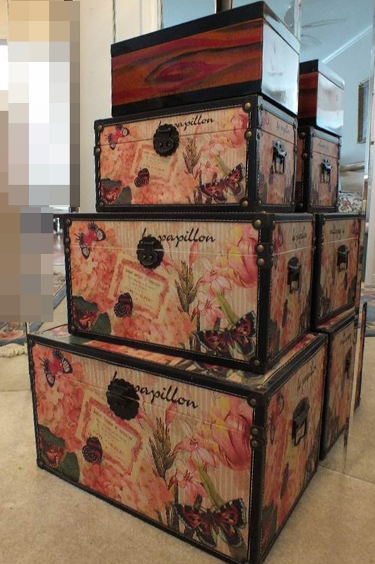 Tower of La Papillon small trunks