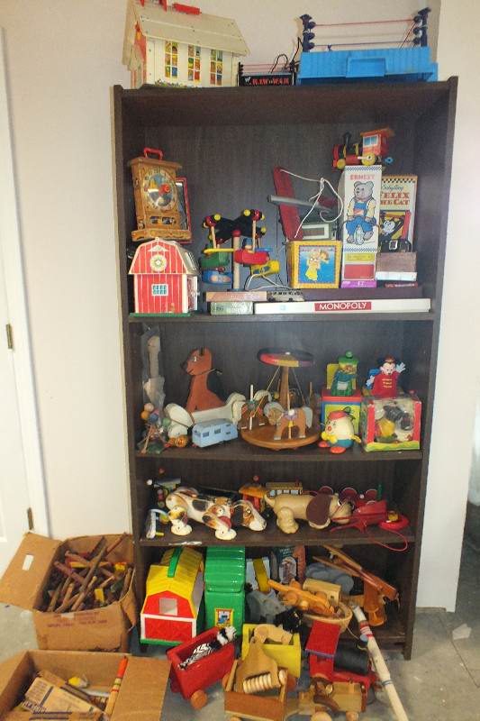 Wow a very generous lot of Vintage toys