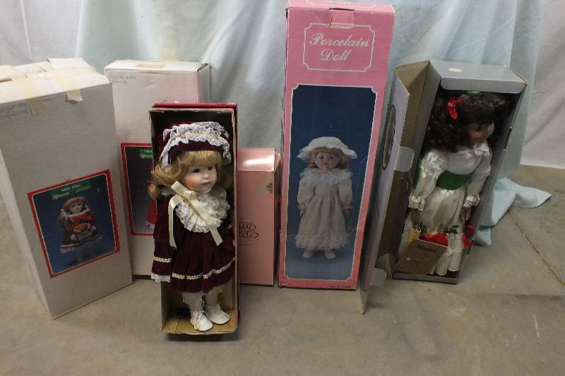 Collection of Vintage and Contemporary Dolls 