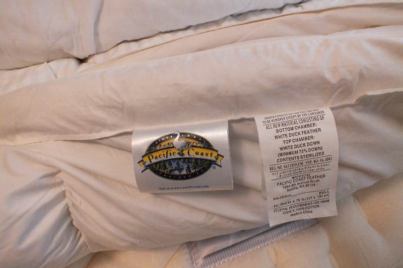 An Italianate style full size head board and foot board, both are designed with a lovely sloping arch