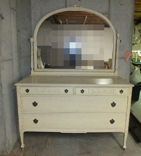 Italianate dresser and attached mirror