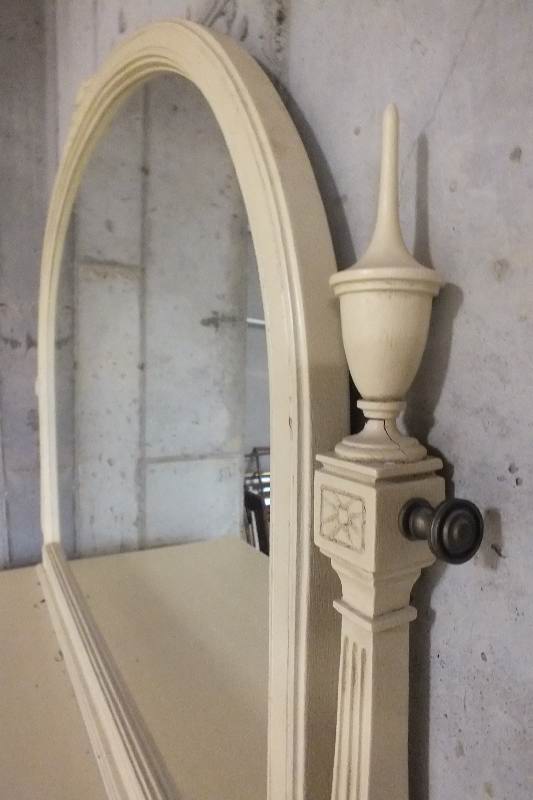 Italianate dresser and attached mirror