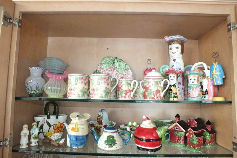 Lot of Various Home Decor Items