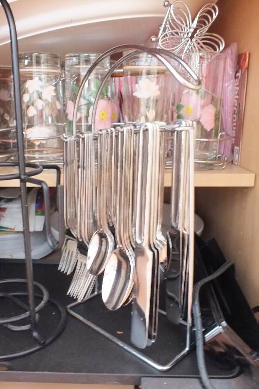 Generous Lot of Kitchenalia