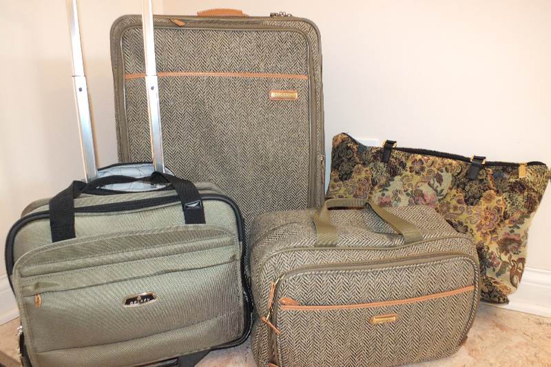 Murano Luggage