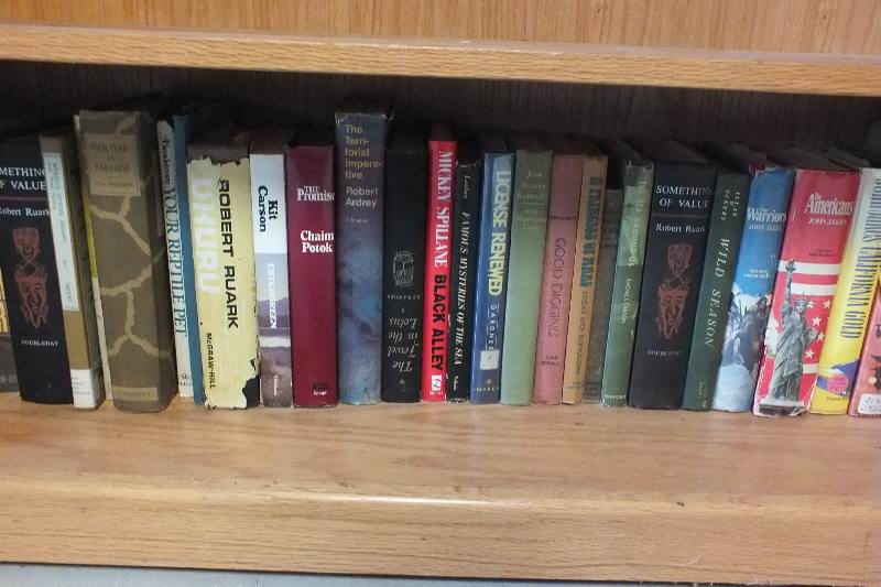 Contents found on 6 shelves of bookcase 