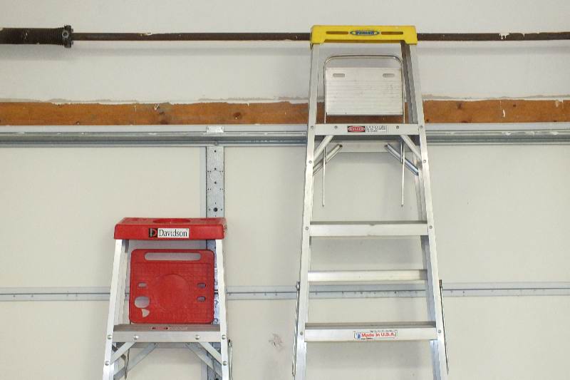 Metal Ladders