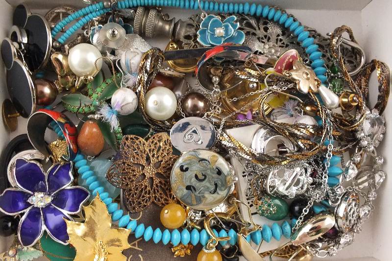 Collection of Ladies Costume Jewelry and Accessories