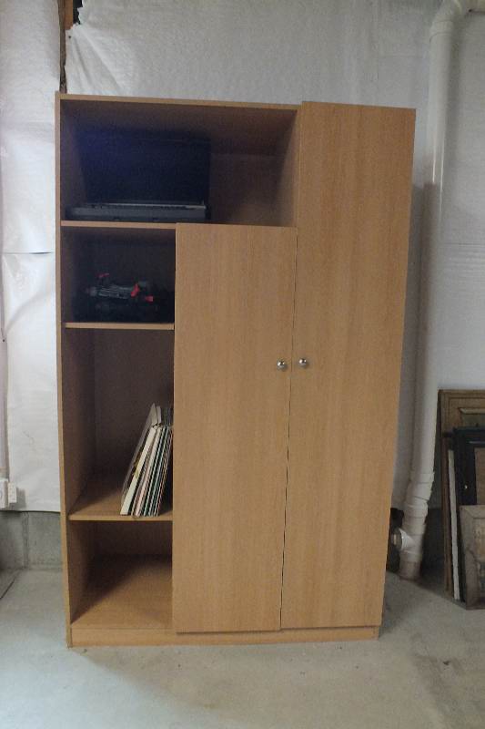 Laminate Wardrobe