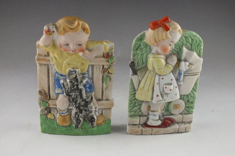 Adorable ceramic match strike boxes