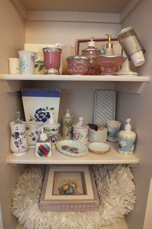 Generous assortment of Bathroom accessories