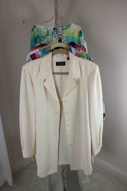 Dana Buchman Designer Items