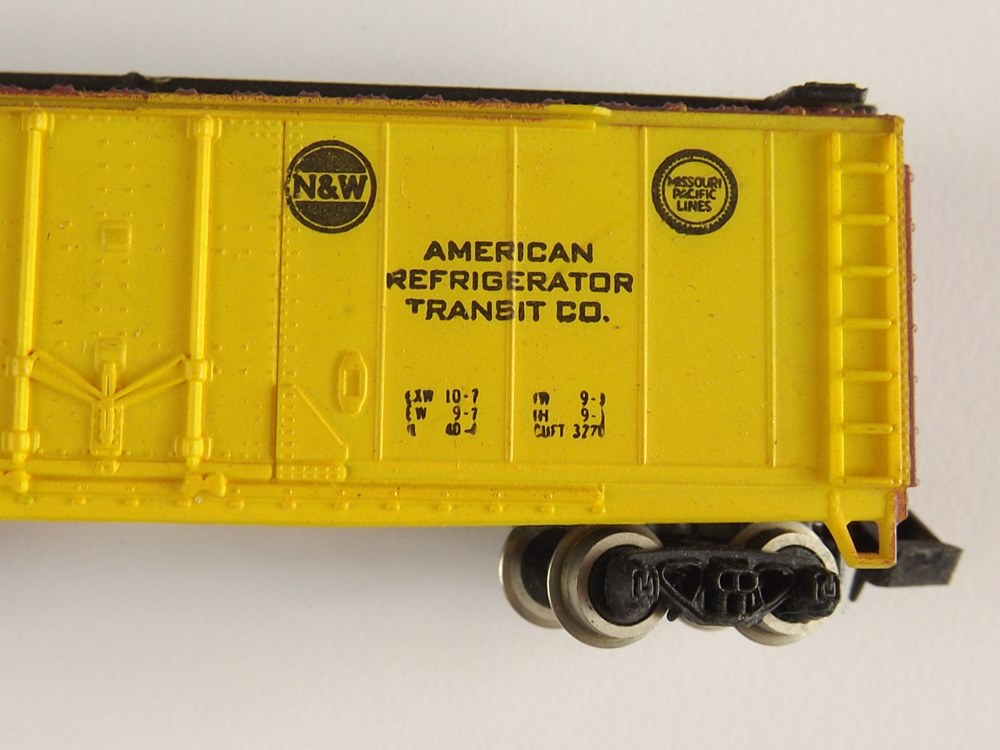 Vintage Bachmann Train Set 