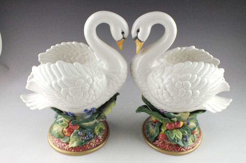 Ceramic Swan Figural