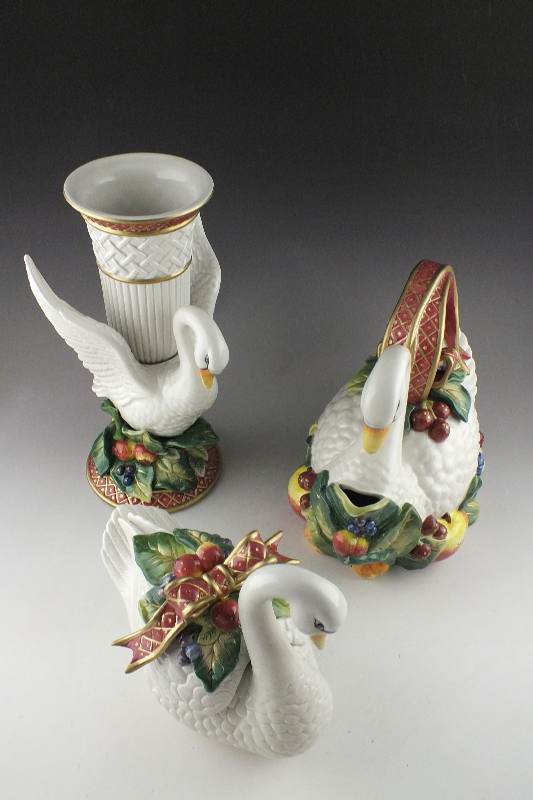 Ceramic Swan Figural