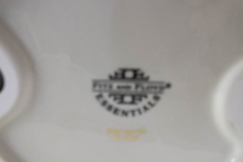 Ceramic Swan Figural