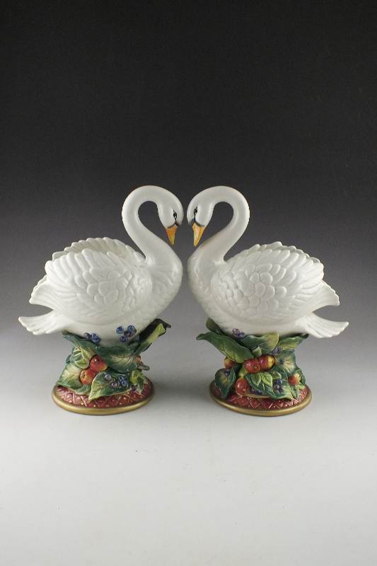 Ceramic Swan Figural