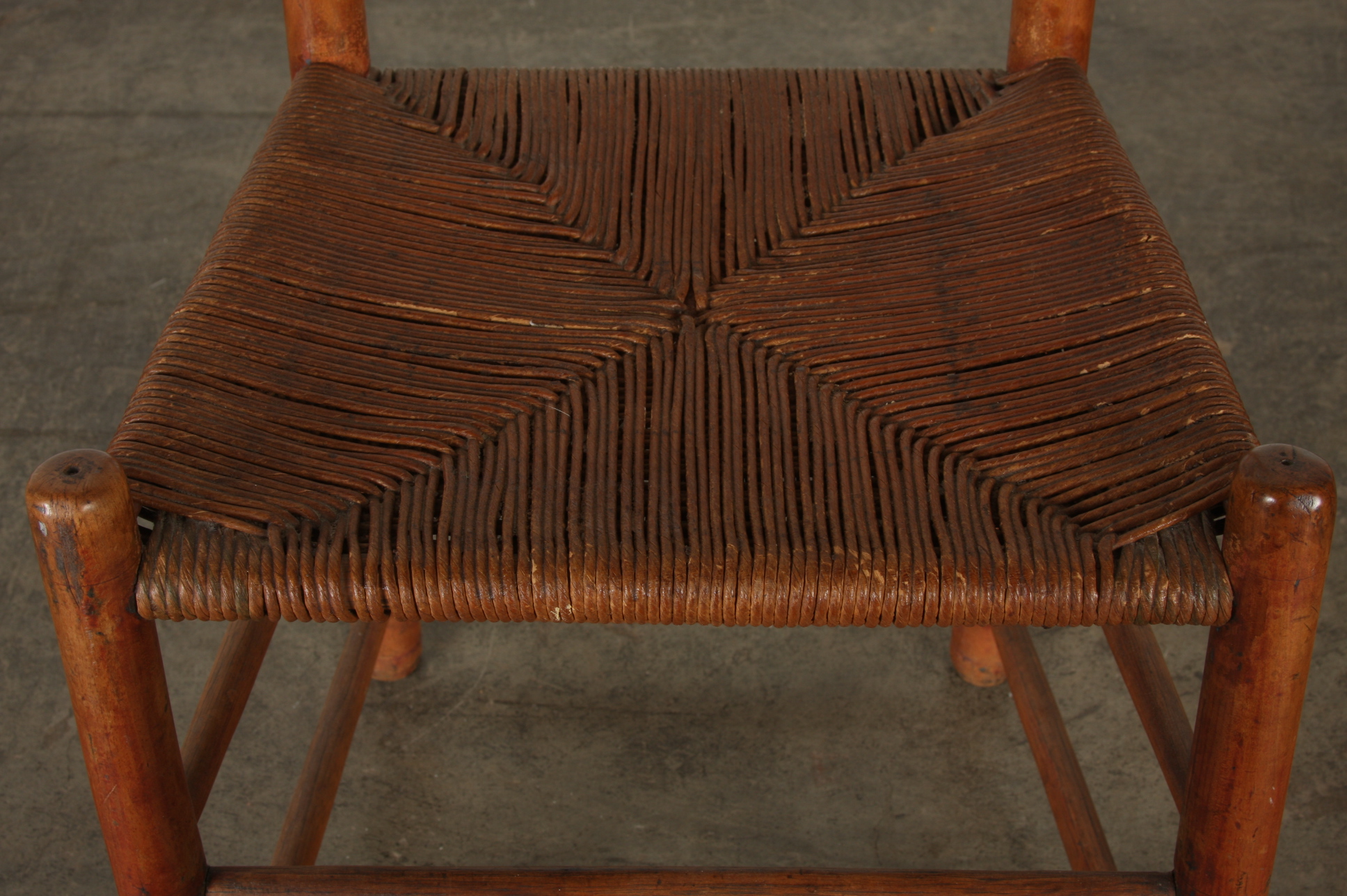 Ladder back side chair