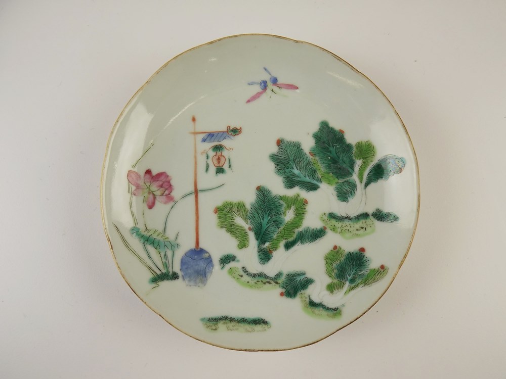 Chinese Famille Verte Porcelain Plates and Scalloped Bowl