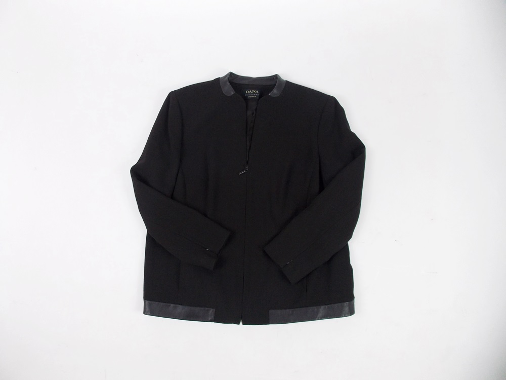 Dana Buchman ladie's suit