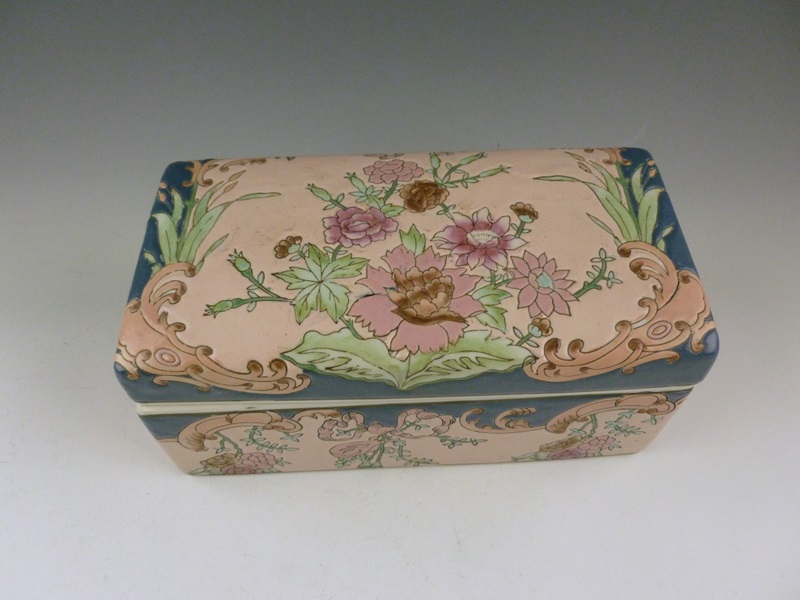 Collection of Vintage Porcelain Pieces